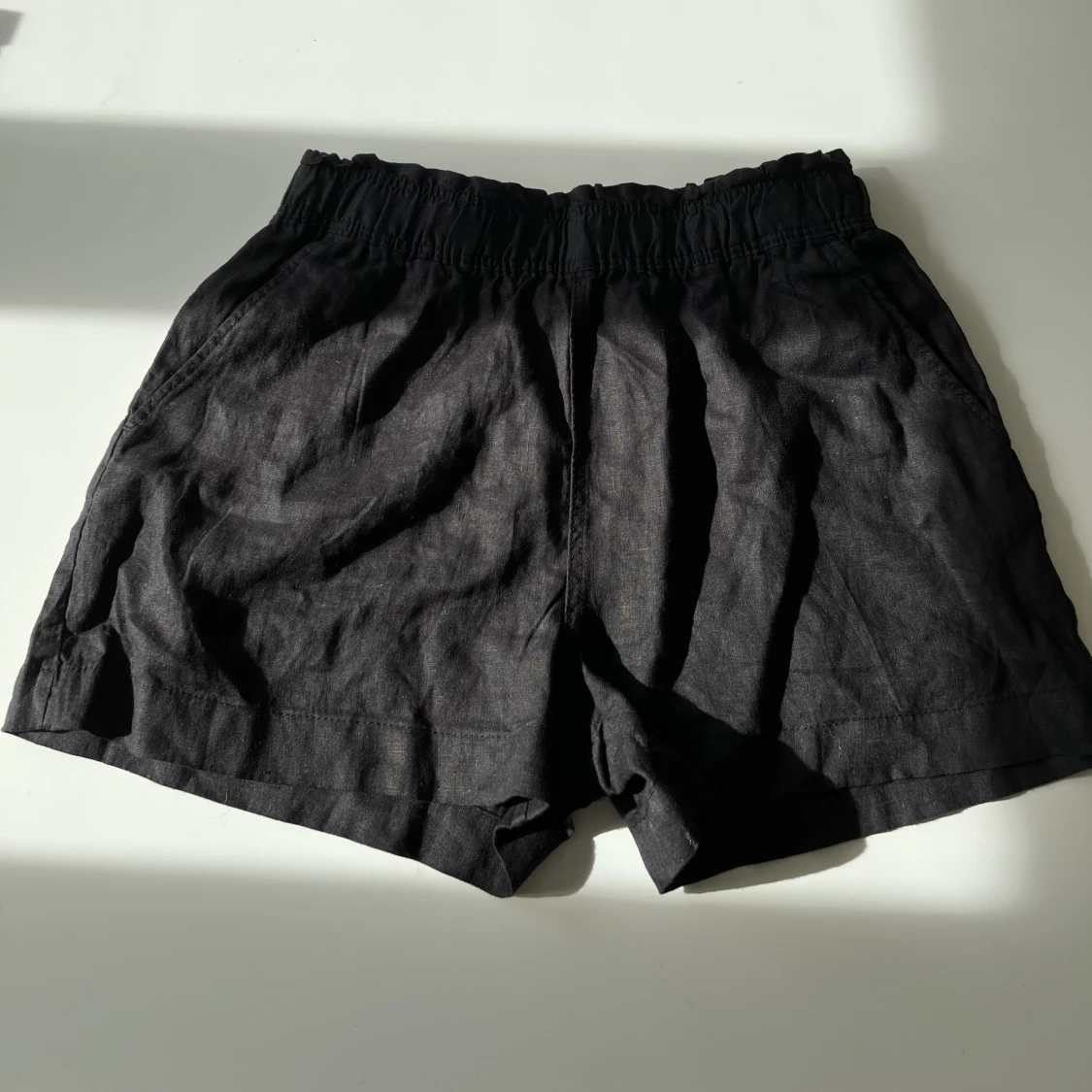 Svarta linneshorts från H&M 🖤