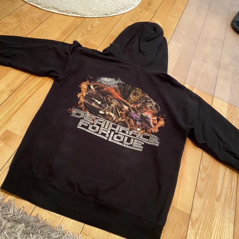 Juice wrld Merch hoodie death race for love. Strl S, fint skick. Köpt på 999club. (Hans Merch sida). Hoodies.