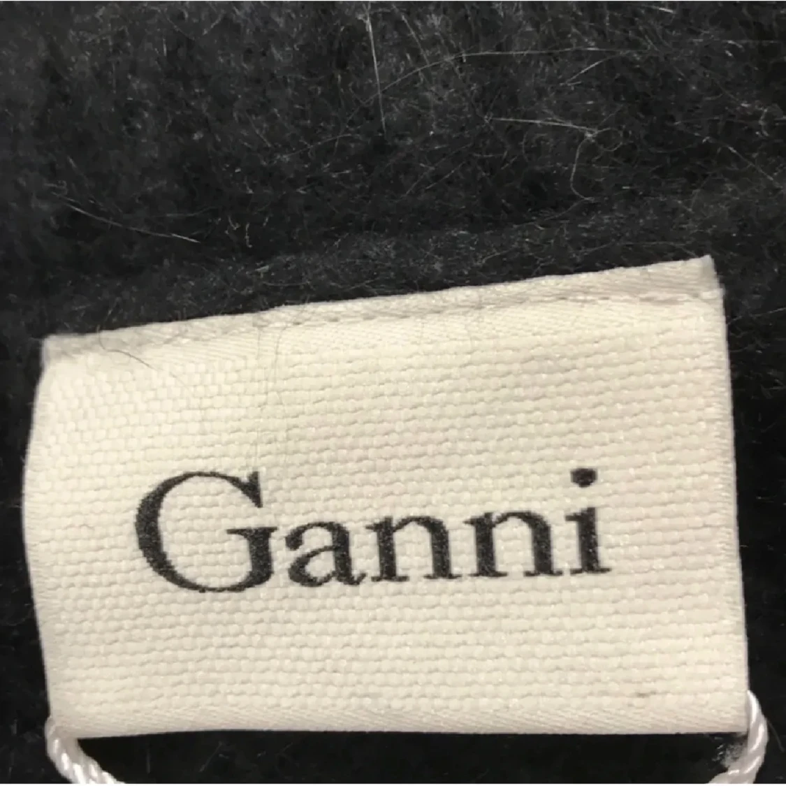 Stickad tröja  - 91