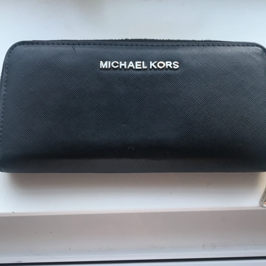 MICHAEL KORS plånbok!