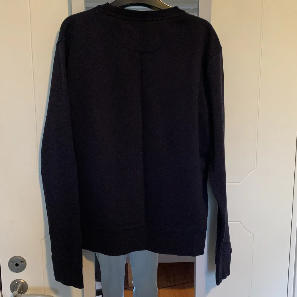 Gant sweatshirt Storlek: 176cm Skick: 9,5/10. Tröjor & Koftor.