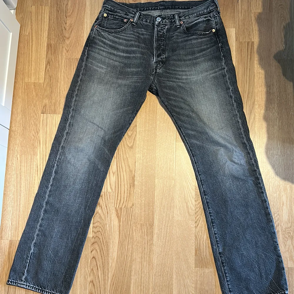 Levis 501, bra skick. W34 L32.  . Jeans & Byxor.