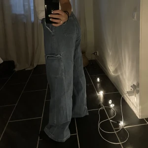 Cargo jeans - Cargo jeans, i mjukare jeansmateriak