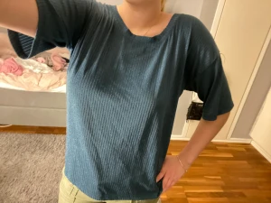 glittrig Tshirt - super cool