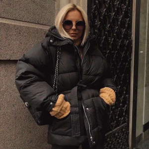 Jacka - Säljer min jacka från Nelly då den inte kommer till användning nå mer, om du är intresserad så skriv privat så får du bilder