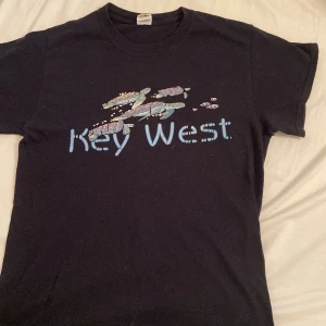 Söt tshirt - Sötaste tishan. Älskar denna men kommer ej till användning. Bra skick❤️