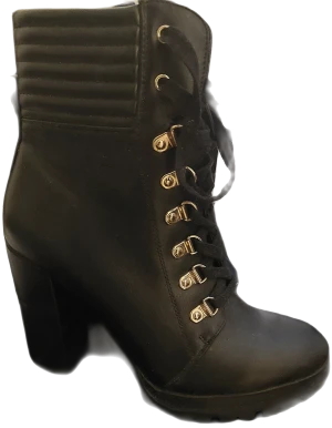 Shandee Lace-up Bootie - Standard Width - Color: Black Onyx with gold detail Size: 39 Brand: Just Fab Conditions: Never worn Very good quality, original price £130 Never worn as you can see in the picture and the item looks what the item looks ☺️✨️ (and if necessary ill be glad to provide more pics