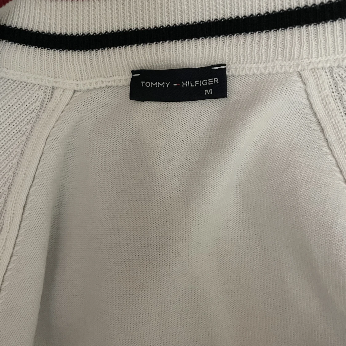 Tommy Hilfiger Cardigan - 91