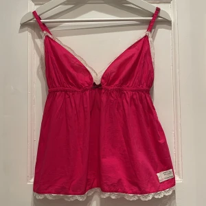 Odd Molly Linne  - Fint rosa linne, använd fåtal gånger 