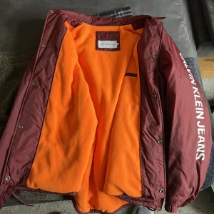 Calvin Klein Jeans Jacka - ny Calvin Klein Jeans Jacka perfekt skick