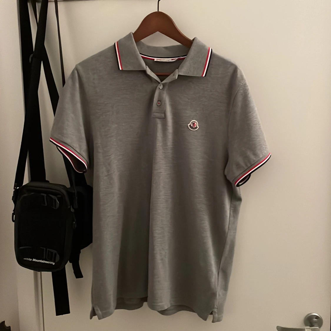 Moncler piké tröja, size Large