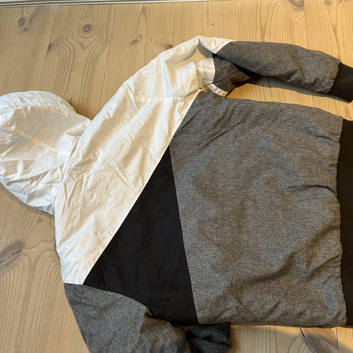 FSBN vinterjacka med luva - 91