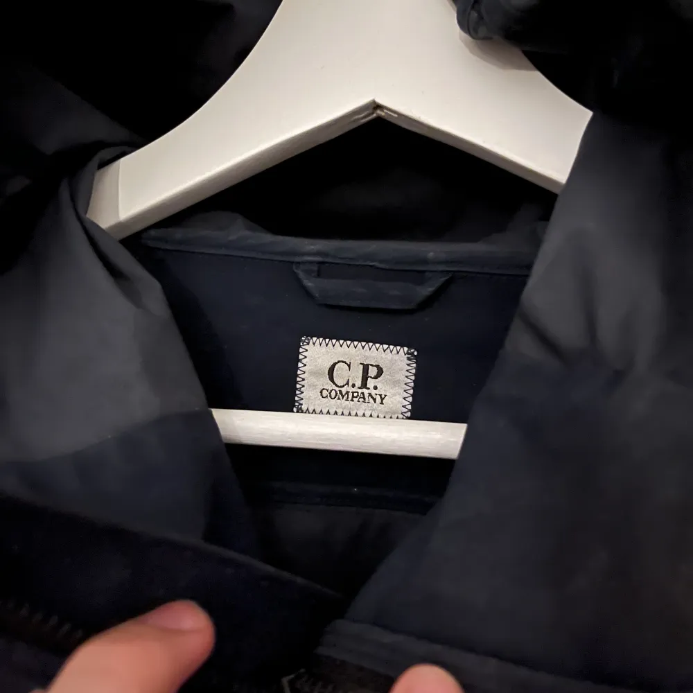 Säljer min C.P Company jacka i storlek Medium. Jackor.