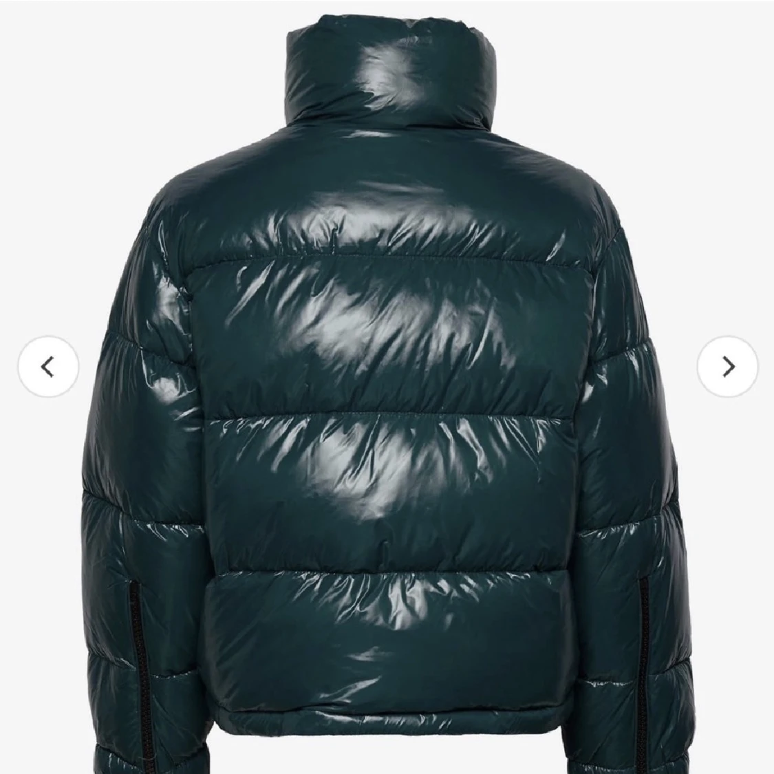 Grön glansig puffer jacka  - 90