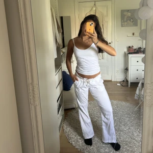 Roxy Linnebyxor - Skit snygga roxy linnebyxor, använda 1 gång så är i nytt skick! 