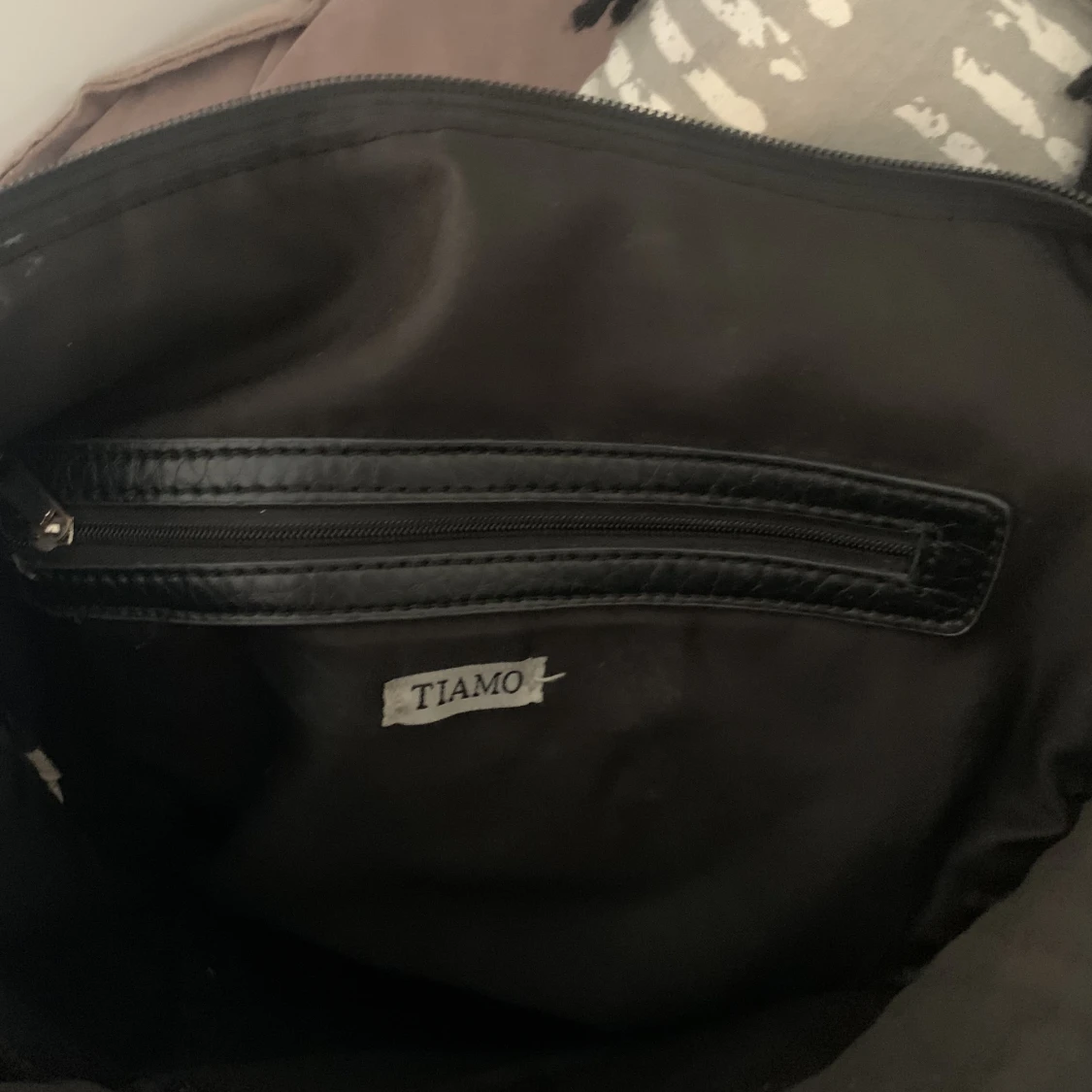 Tiamo väska  - 91
