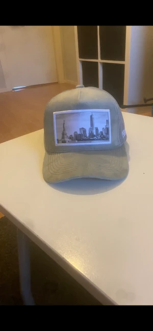 Pianotti keps - Säljer denna helt oanvända limited edition pianotti kepsen från deras kollektion ”new york”. 10/10 skick.  Kan skickas.