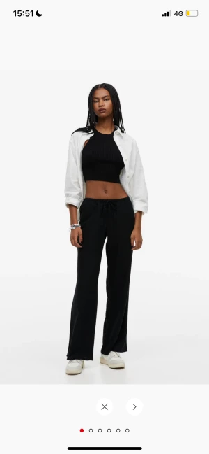 linnebyxor - säljer dessa populära och slutsålda linnebyxorna i storlek xs! lappen är kvar. kan självklart skicka fler bilder💕