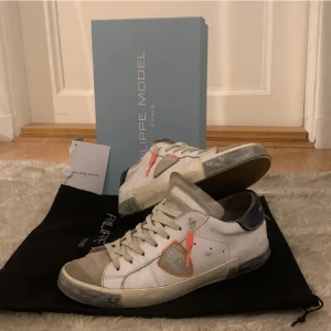 Philippe Model Skor - Philippe model skor i storlek 42. Har allt OG. Kontakta mig gärna privat för frågor/bilder. 