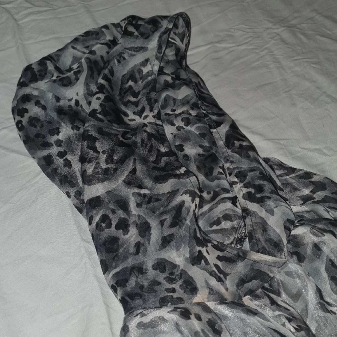 Klänning med luva - 91