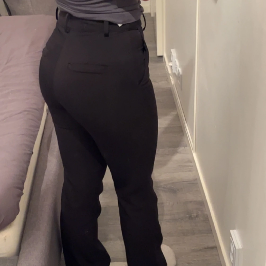 Svarta kostymbyxor - 90