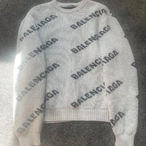 Balenciaga  - Balenciaga tröja