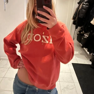 Collegetröja - Så mysig collegetröja perfekt till höst å vinter💞 Kan gå ner i pris vid snabb affär!
