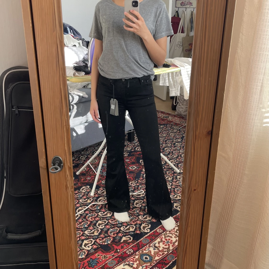 Bootcut/flare crocker jeans svarta storlek 24