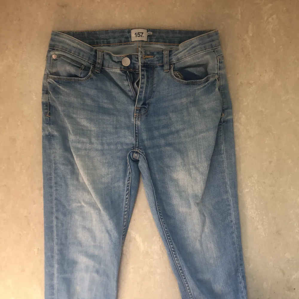 A bit stretchy, about 4 years old, in great condition.. Jeans & Byxor.
