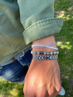 Watchbracelet  - Snyggt armband från Emkobracelet  Stainlesssteel Vid frågor är det bara att skriva