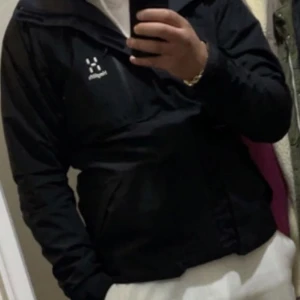 Haglöfs  - Hej säljer min haglöfs som en i din skicka modell är ny. 