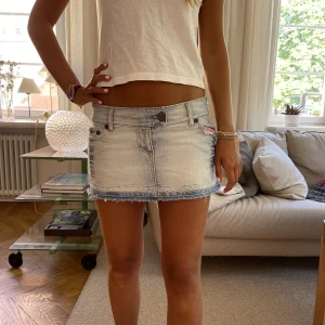 Lågmidjad kjol - Säljer denna super snygga låg midjade kjol 💖💖