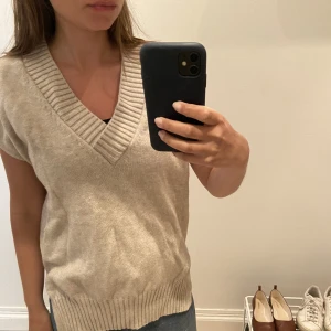Cardigan från bikbok - Cardigan från Bikbok  Storlek xs