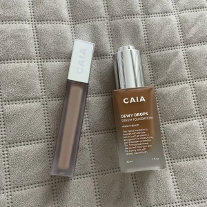 Caia smink - Endast testade!!  Dewy drops 150kr Concealer 100kr  Båda tillsammans 200kr  Frakt tillkommer