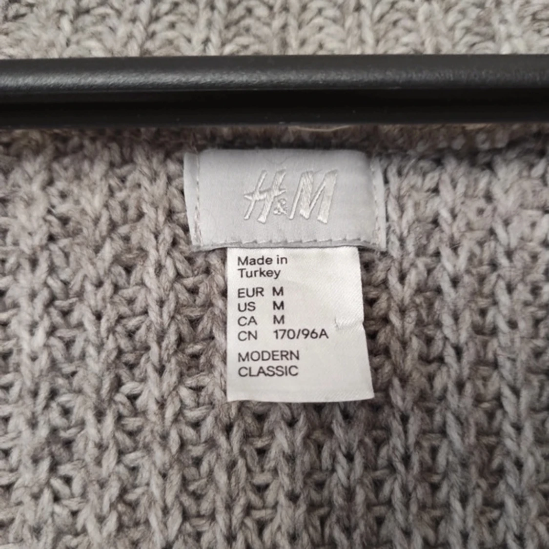 Kortärmad stickad kofta från hm - 91