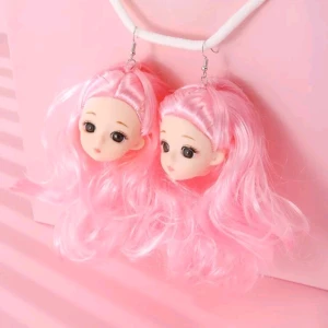 dockörhängen💗 - Kawaii dockhuvudörhängen i crybaby-stil.  Ny och oanvänd🫀