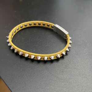 Edblad armband  - Säljer detta Edblad armband som är slutsålt⭐️den är i den större modellen 🤍⭐️