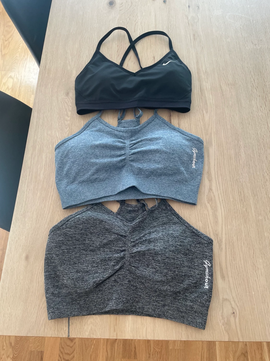 Träningstoppar och tights 