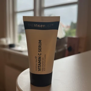 Vitamin c serum - Helt nyinköpt vitamin c serum från the inky list, enbart testad