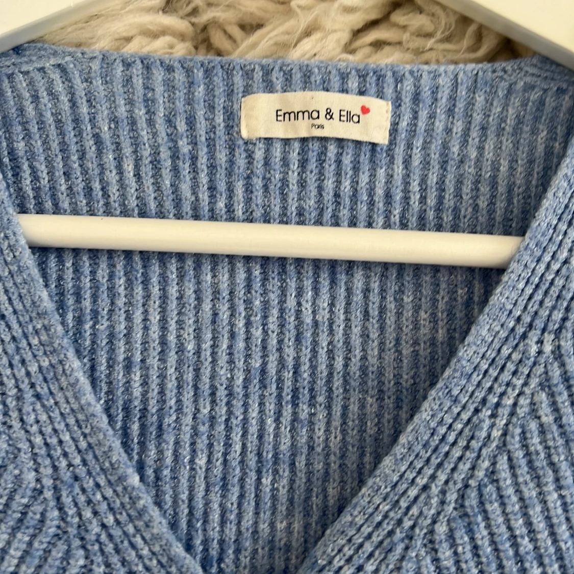 Ljusblå kofta från Emma & Ella - 90