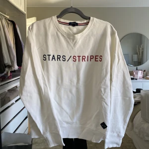 Sweatshirt - Sweatshirt från Gant i storlek M