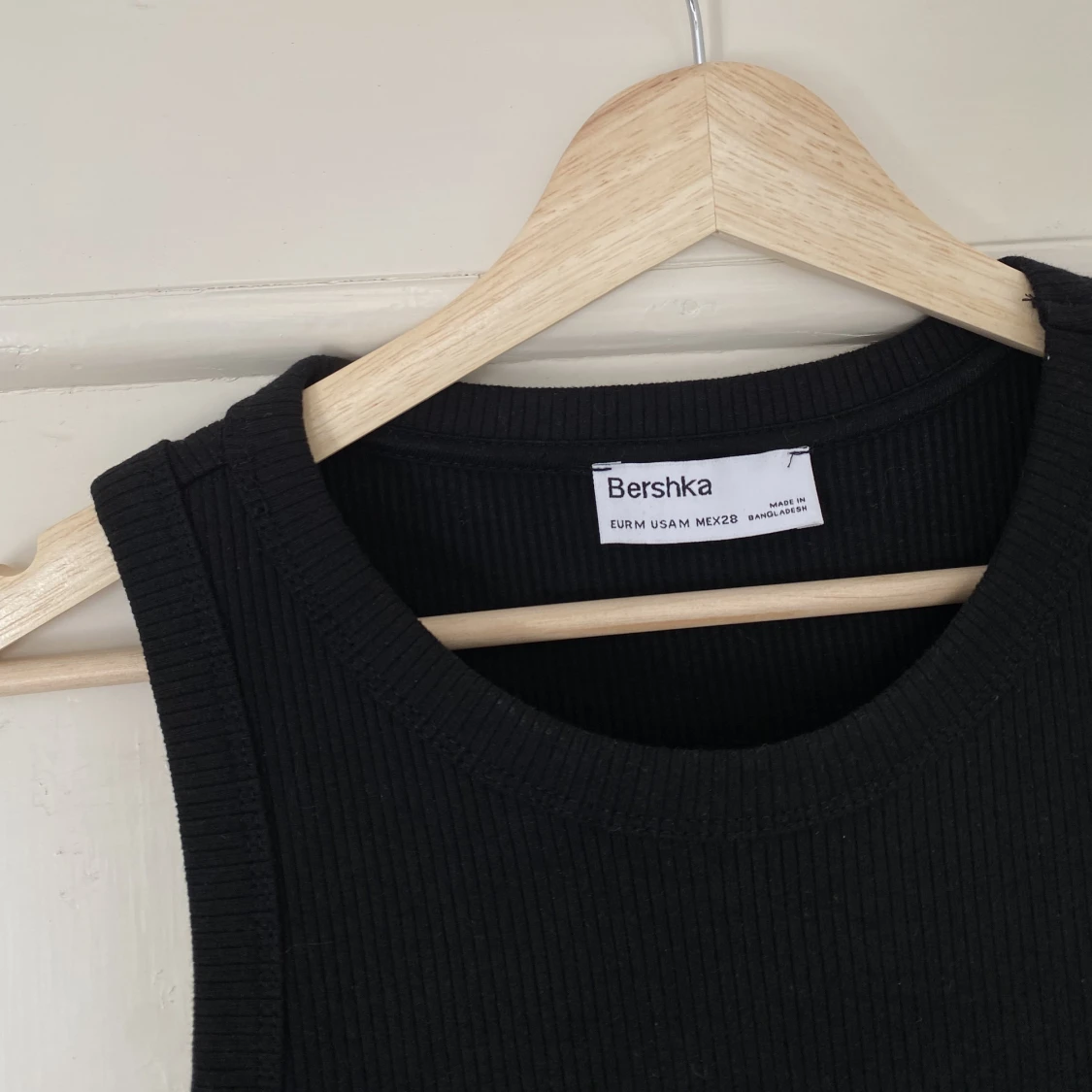 Ribbad kort klänning - 90