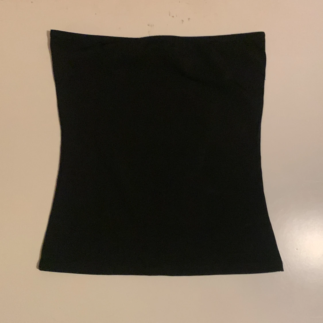 Svart tub topp