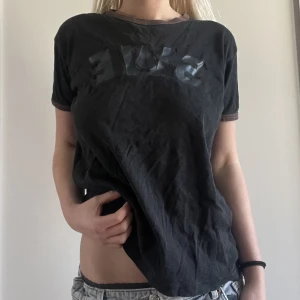 T-shirt - Står SWE på tishan❤️