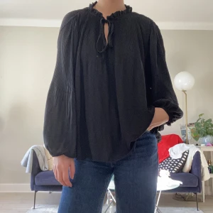 Vardagsblus - Storlek S 