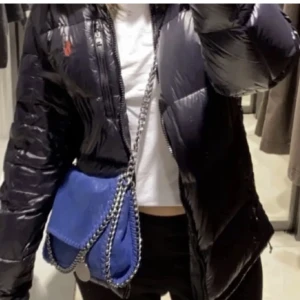 blå stella mc cartney - blå stella mccartney liknande väska💓nyskick