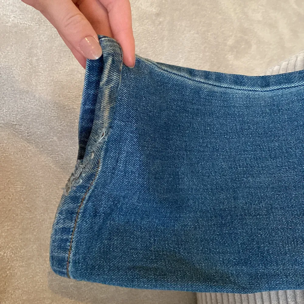 Jättensygga jeans från zadig voltaire . Jeans & Byxor.