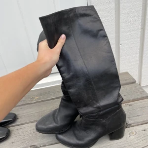 Klackskor  - Från Tamaris, säljes då jag köpt ett par nya