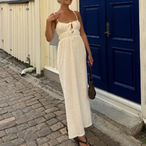 Klänning - Klänning från Gina! Super vacker!