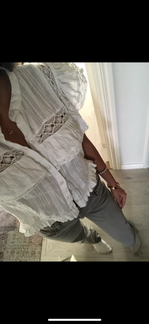 Zara blus - Jätte fin zara blus som inte längre går att köpa,  hör av er vid frågor eller fler bilder 🫶🏻🫶🏻